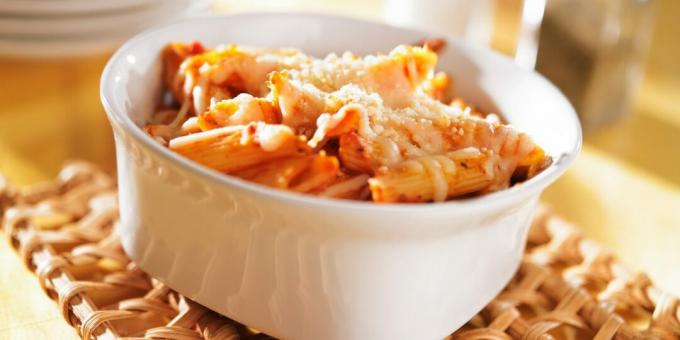 Ide Hari Ini: Pasta Casserole dengan Ricotta dan Saus Tomat