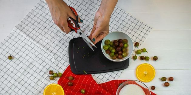 Selai jeruk gooseberry: siapkan buah beri