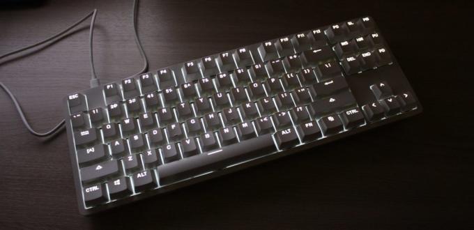 Xiaomi Mi Keyboard: backlit kunci dan simbol