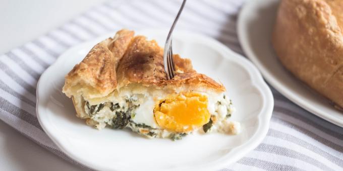 Pie Keju Mudah dengan Telur dan Bayam