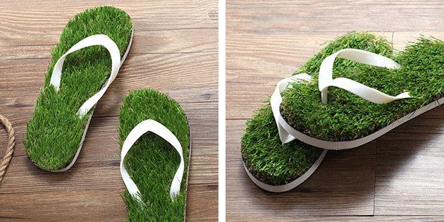 Sandal jepit dengan efek dari rumput