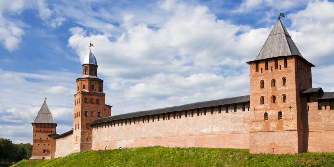 Atraksi Veliky Novgorod: Kremlin
