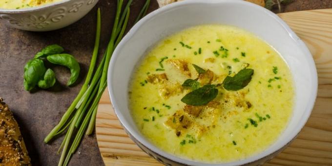 Sup bawang dengan keju leleh