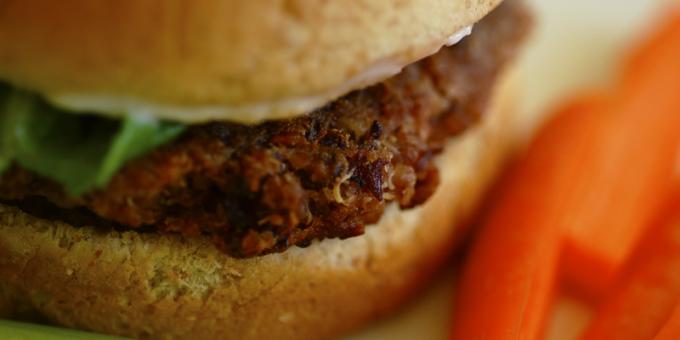 burger kacang Vegetarian