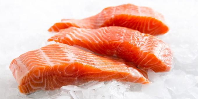 Dalam apa makanan Vitamin D: Salmon