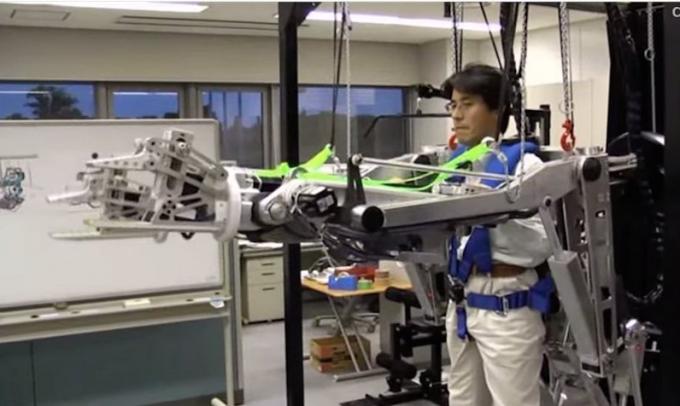 Teknologi masa depan: pembangun akan menggunakan exoskeletons