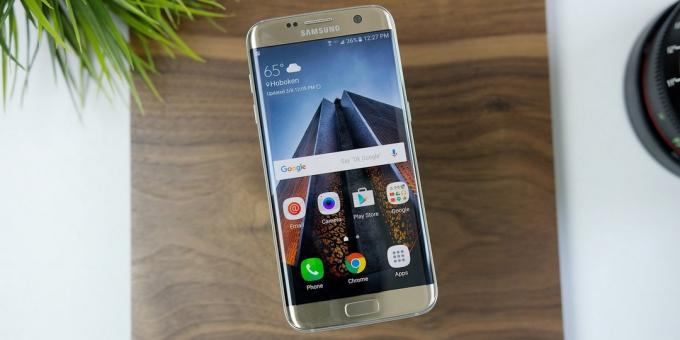 Samsung Galaxy S7 Ujung