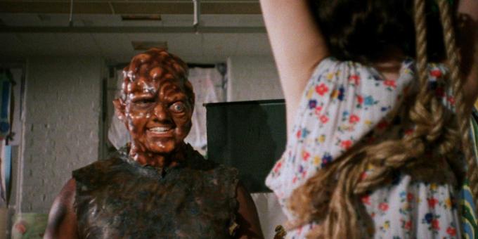 Sebuah adegan dari film tentang mutan "Toxic Avenger"