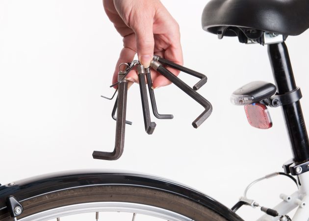 Bagaimana untuk menyesuaikan kursi untuk sepeda