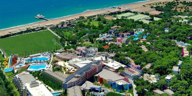 Hotel untuk keluarga dengan anak-anak: Blue Waters Club & Resort 5 * di Side, Turki