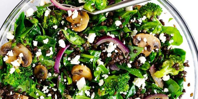 salad sayur dengan brokoli, bayam dan lentil