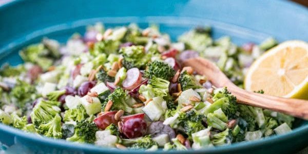 Ketimun salad, brokoli dan anggur