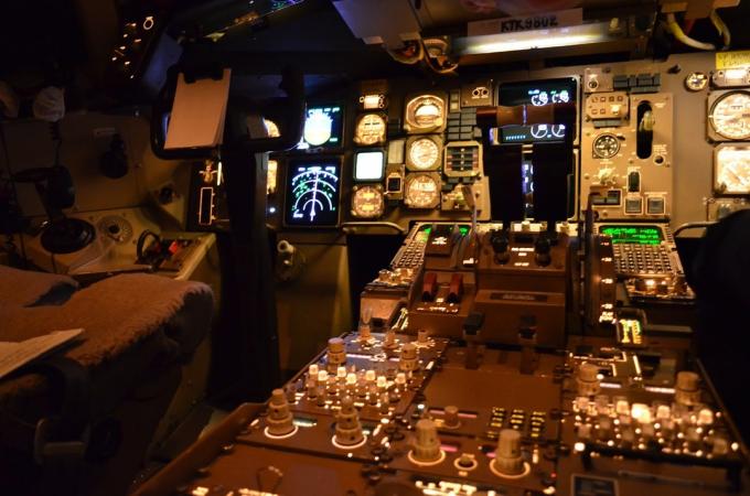Andrew Gromozdin pilot "Boeing" tentang gadget