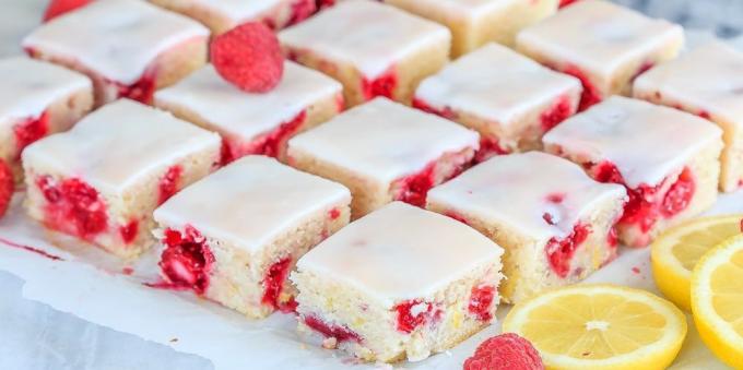 Resep: Kue dengan raspberry dan lemon icing