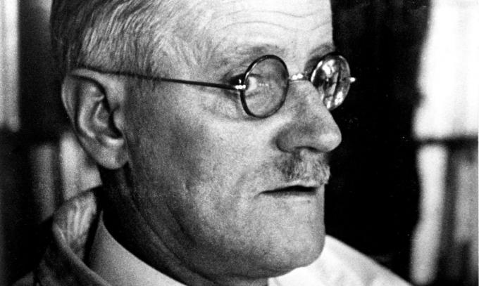James Joyce, penulis Irlandia dan penyair