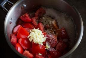 Selai tomat dengan jahe dan air jeruk nipis