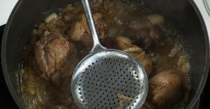 Cara memasak pilaf: daging panggang dan bawang