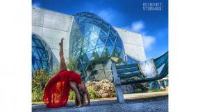 Yoga Inspirational dalam foto oleh Robert Strumana
