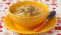 Sup dengan bakso dan mie