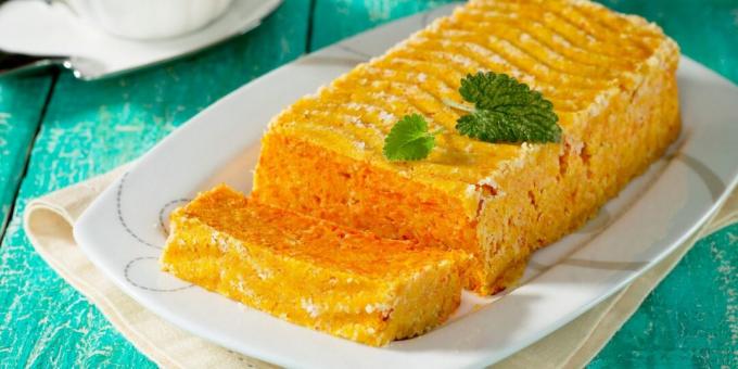 Casserole wortel sederhana dengan krim asam