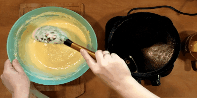 zucchini kue Resep dengan keju mengisi