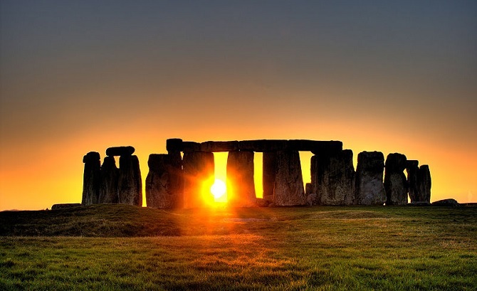 Sunset di Stonehenge