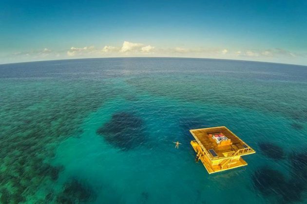Kamar hotel Underwater The Manta Resort