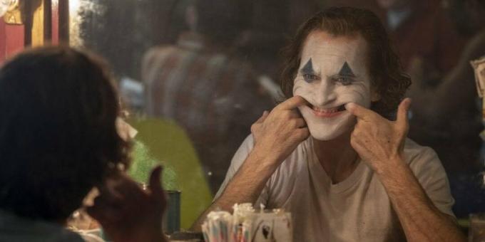 Joaquin Phoenix dalam film Joker