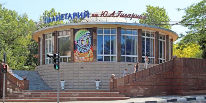 Tempat tujuan di Novorossiysk: Novorossiysk Planetarium dinamai Gagarin