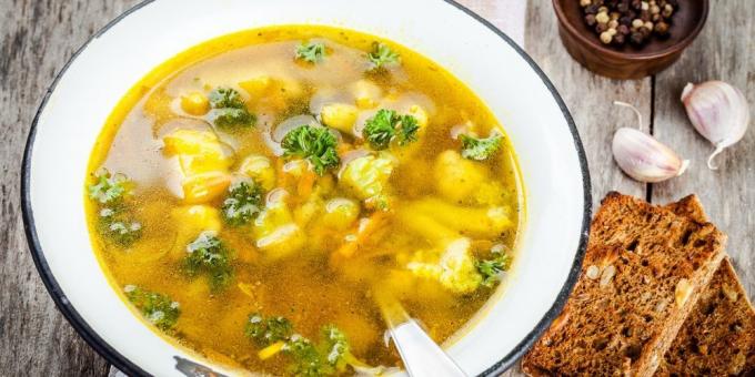 sup sayuran: kacang sup dengan kembang kol