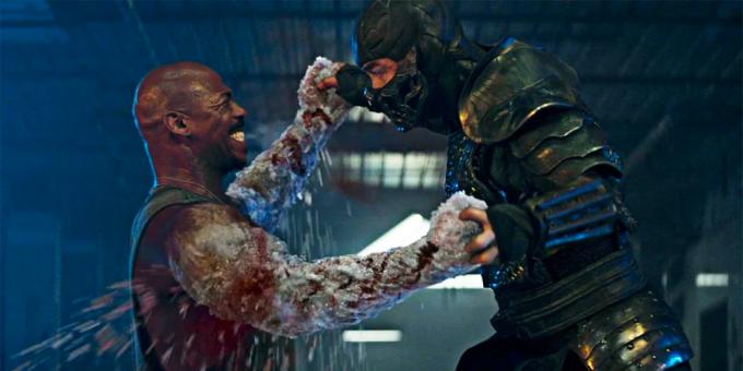 Mehkad Brooks sebagai Jax dan Joe Taslim sebagai Sub-Zero di 2021 Mortal Kombat