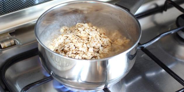 Cara memasak oatmeal dalam pot