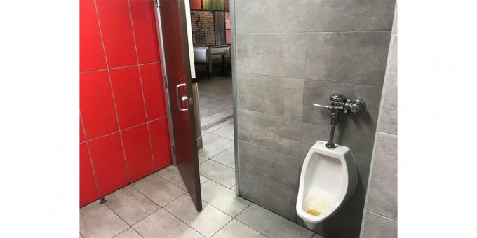 toilet di restoran