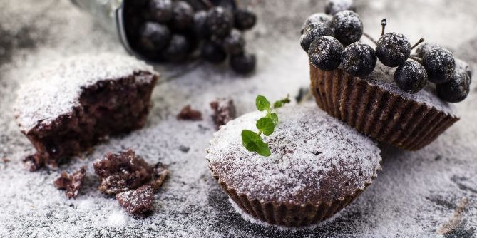 Chokeberry Resep: Cupcakes dengan Aronia