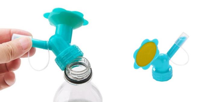 Barang untuk diberikan: kaleng penyiraman - nosel pada botol