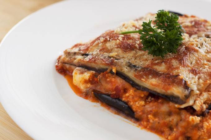 hidangan terong: lasagna 