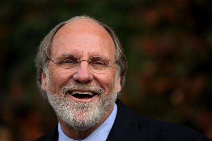 Jon Corzine (jon Corzine), mantan kepala Goldman Sachs dan MF Global