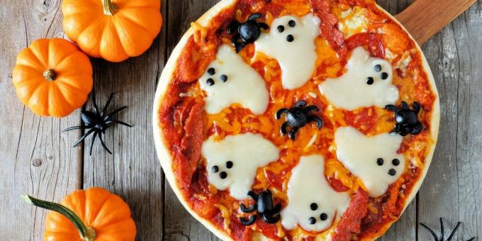 Pizza hantu keju Halloween