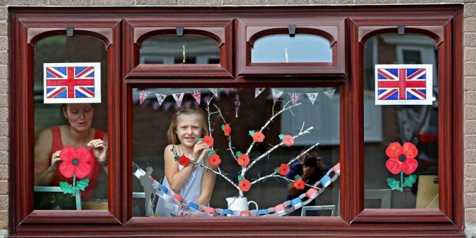 Rumah Dekorasi Keluarga Welsh untuk VE Day