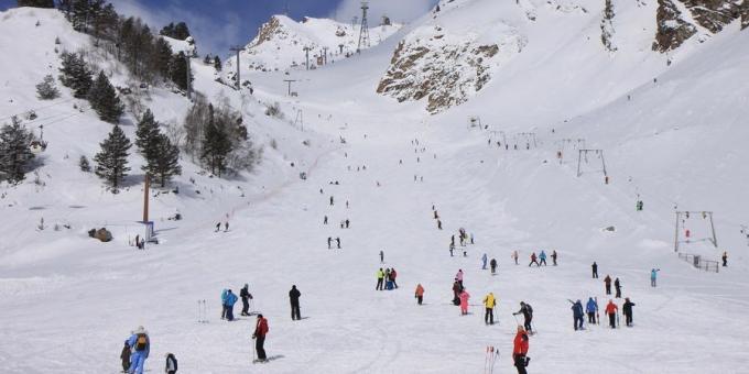 Di mana untuk bermain ski: Elbrus, Rusia