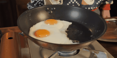 Cara menggoreng telur