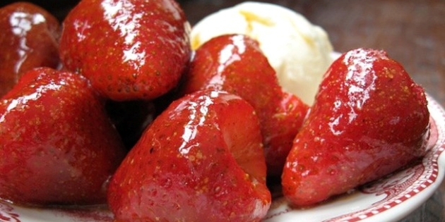 Resep dengan stroberi: Glazed Strawberry