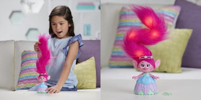 Troll boneka dengan rambut keren