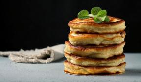 Pancake apel dan kismis bebas gula