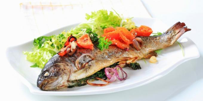 Ikan trout isi dalam oven: resep sederhana