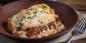 Lasagna cepat dengan daging giling dan 3 jenis keju