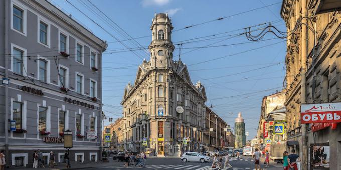 tempat yang tidak biasa di St Petersburg: Lima Corners