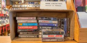 Nostalgia dan keinginan untuk memiliki musik secara fisik: mengapa kaset audio kembali populer