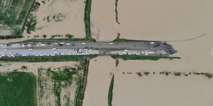 foto terbaik 2019: Banjir di Iran utara