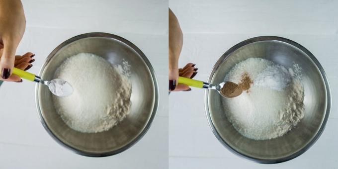 Cara memasak kue dengan pir: Tambah kayu manis dan baking powder